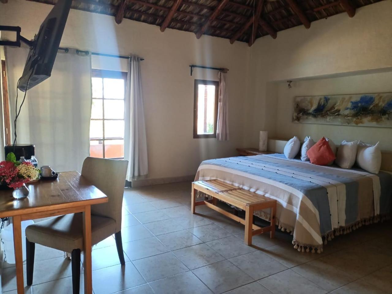 Tripui Hotel Puerto Escondido  Екстериор снимка