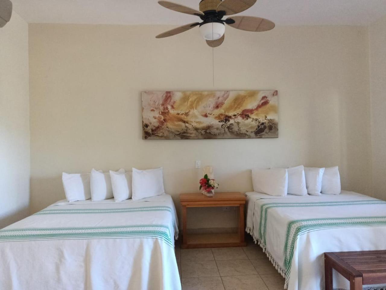 Tripui Hotel Puerto Escondido  Екстериор снимка